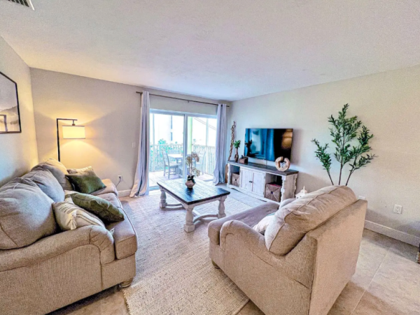Beachfront Condo on Longboat Key - Perfect Family Vacation Rental